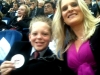 Cody e mamma Tina con la medaglia del Premio