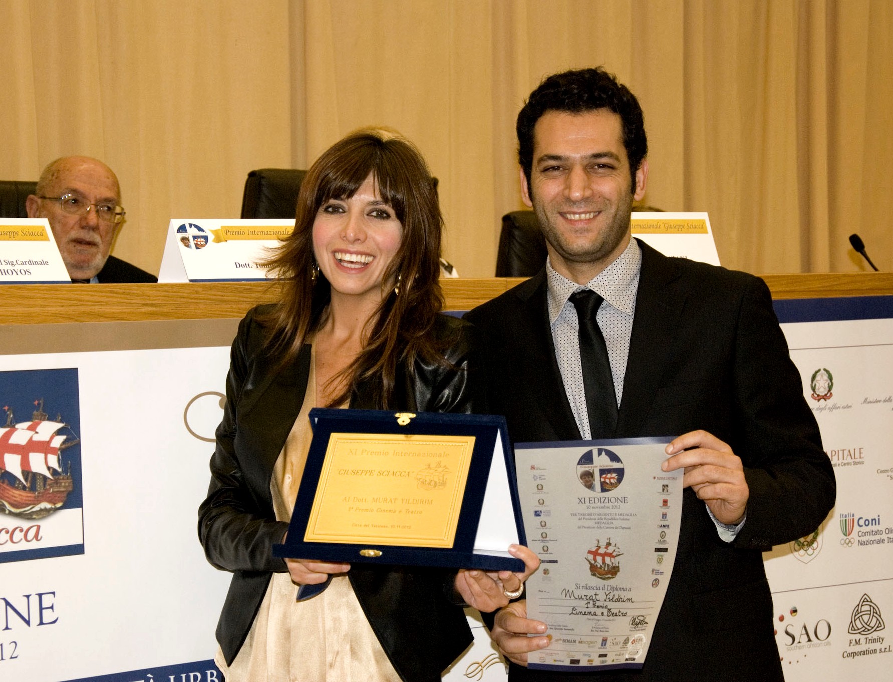 Premio Cinema e Teatro a Murat Yildirim, consegnato da Emanuela Tittocchia