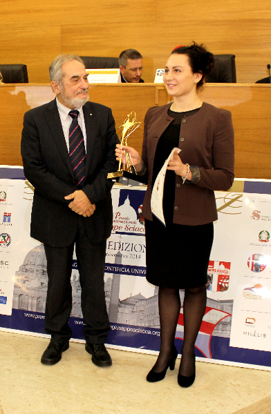 premio-sciacca-2014-anisia-neborako-sport-consegna-alcanterini-coni-fair-play